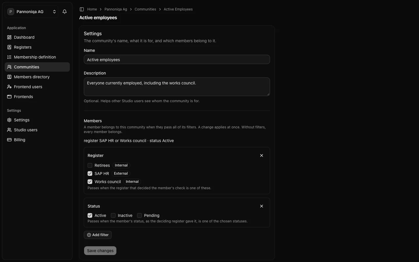 The community Active employees with its settings and the filters Register, with SAP HR and Works council chosen, and Status, with Active chosen