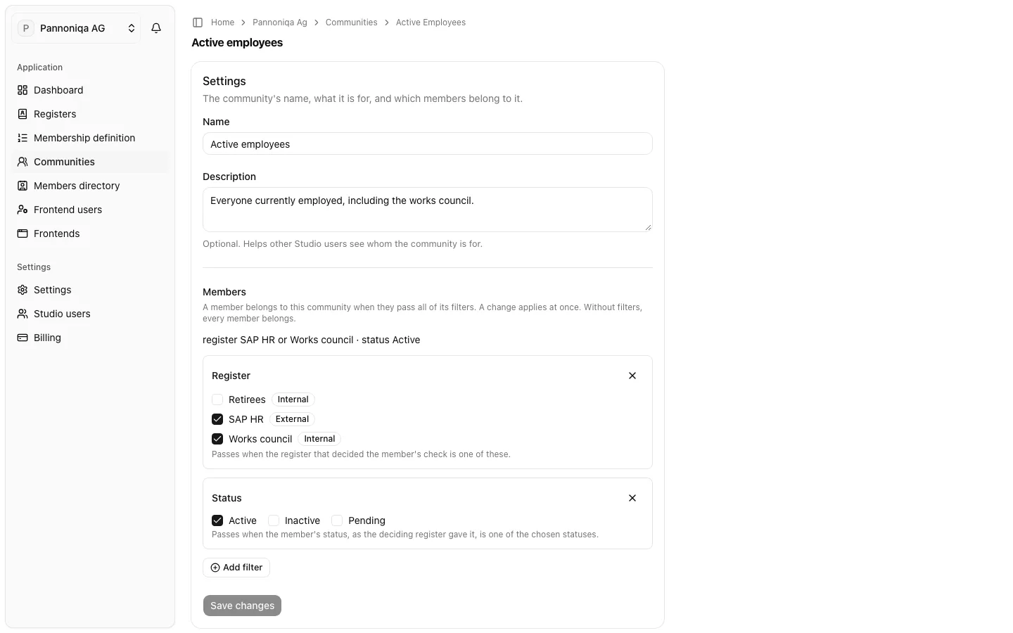The community Active employees with its settings and the filters Register, with SAP HR and Works council chosen, and Status, with Active chosen
